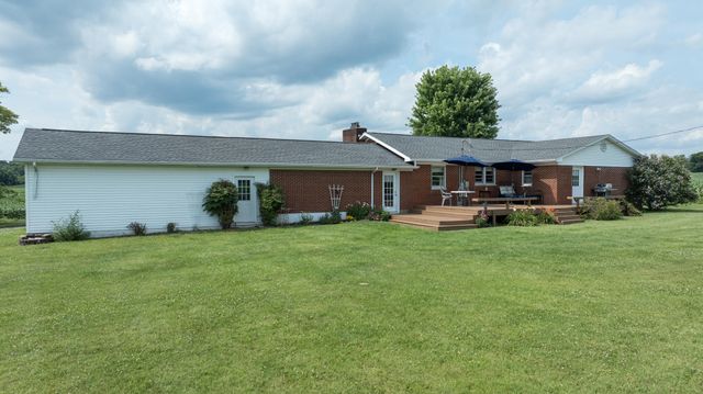 586 Harristown Road, Russell Springs, KY 42642