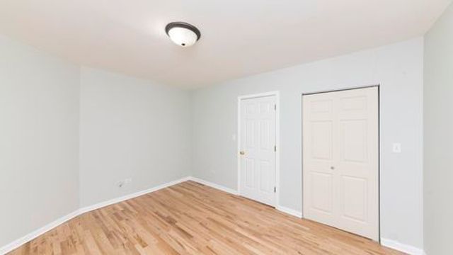 6136 N Mozart Street 1, Chicago, IL 60659