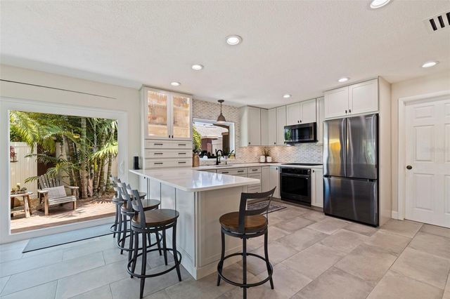 4501 37TH STREET S, St Petersburg, FL 33711