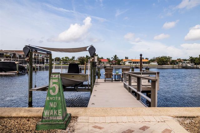 4501 37TH STREET S, St Petersburg, FL 33711