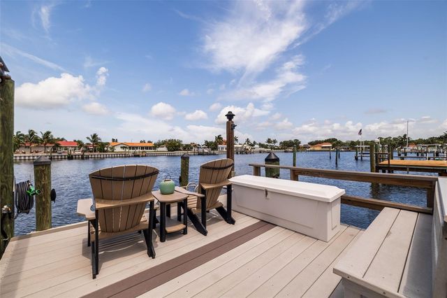 4501 37TH STREET S, St Petersburg, FL 33711