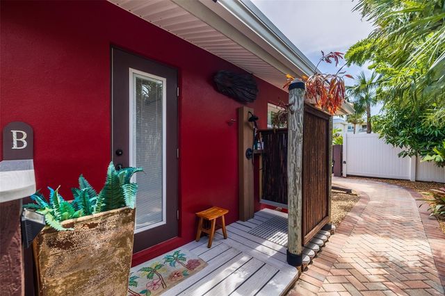 4501 37TH STREET S, St Petersburg, FL 33711