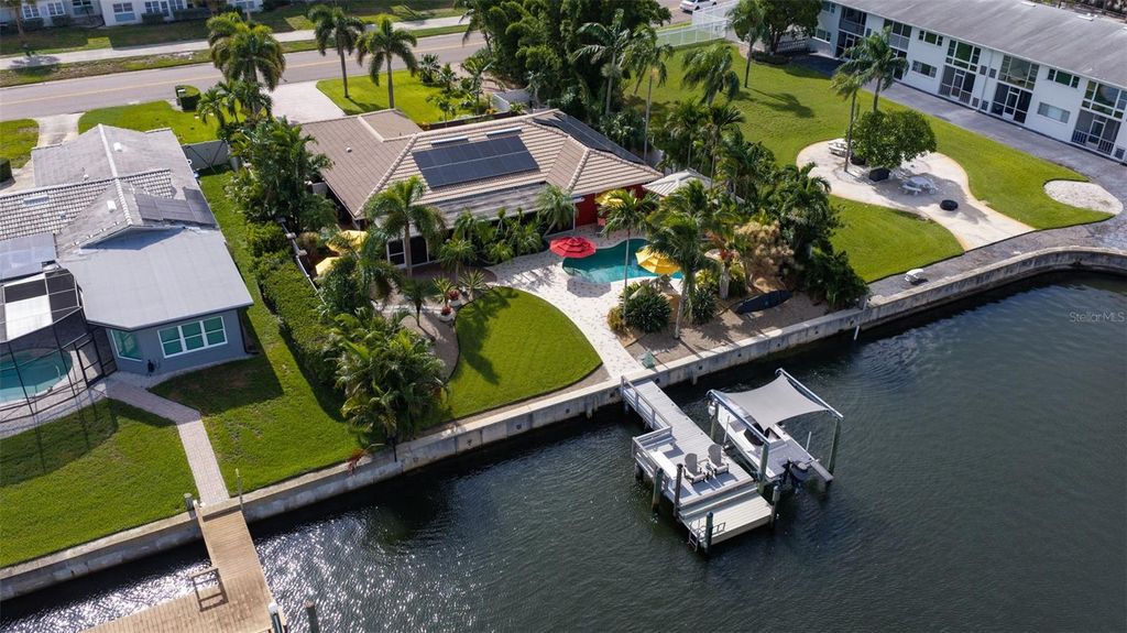 4501 37TH STREET S, St Petersburg, FL 33711