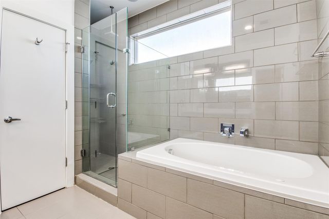 1907 Summit Avenue 3, Dallas, TX 75206