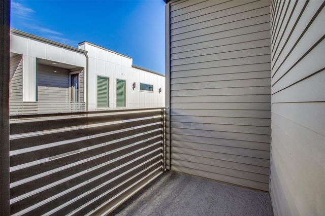 1907 Summit Avenue 3, Dallas, TX 75206
