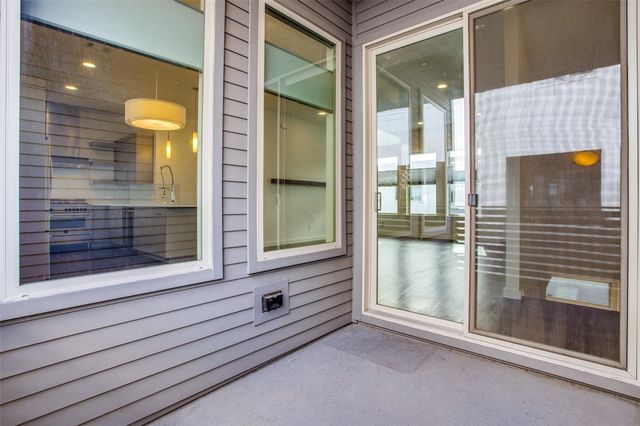 1907 Summit Avenue 3, Dallas, TX 75206
