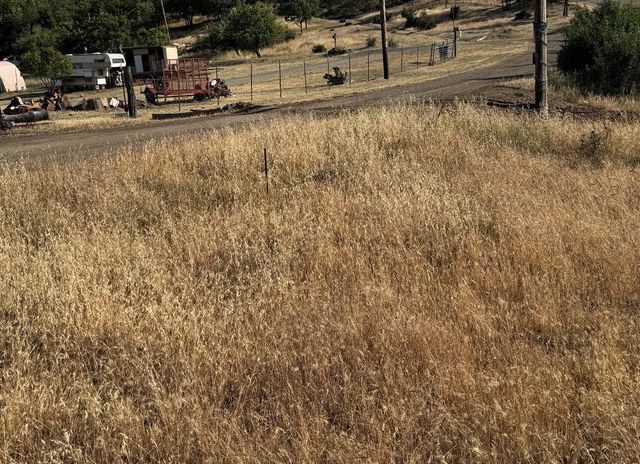 110 White Tail Drive, Eagle Point, OR 97524