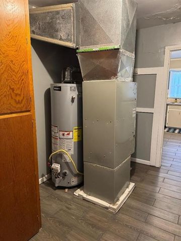 205 E Van Buren Street, Gallatin, MO 64640