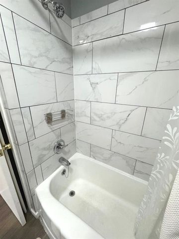 205 E Van Buren Street, Gallatin, MO 64640