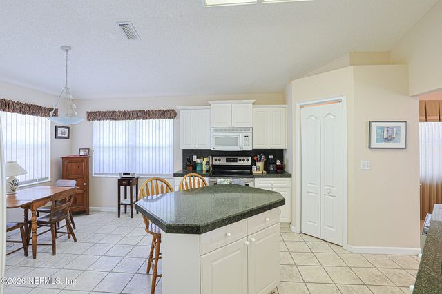 3726 GLYNN COTTAGE Court, Green Cove Springs, FL 32043