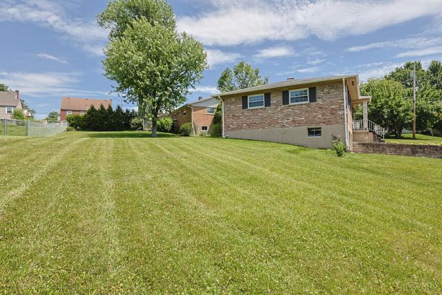 4022 Wildcherry Court, Green Twp, OH 45248
