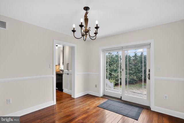 20 W WAVERLY RD, Glenside, PA 19038