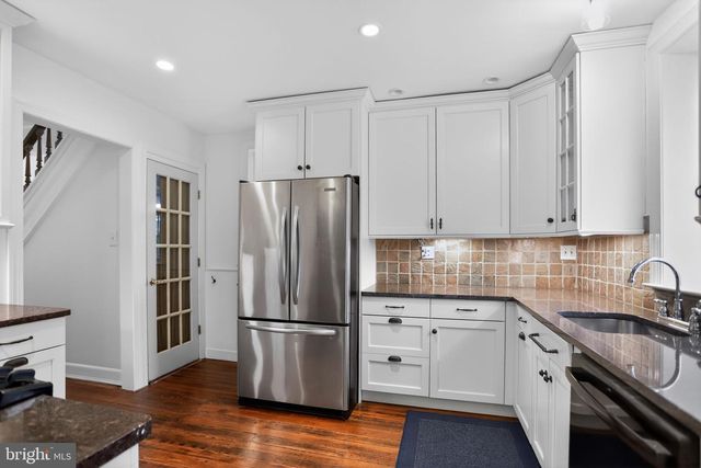 20 W WAVERLY RD, Glenside, PA 19038