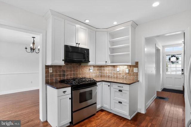 20 W WAVERLY RD, Glenside, PA 19038