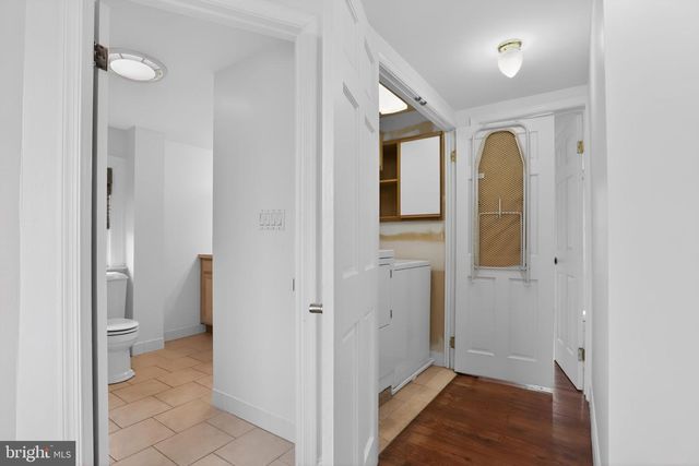 20 W WAVERLY RD, Glenside, PA 19038