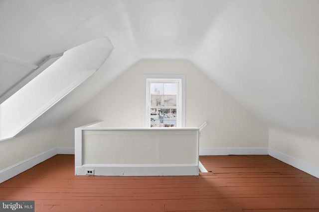 20 W WAVERLY RD, Glenside, PA 19038