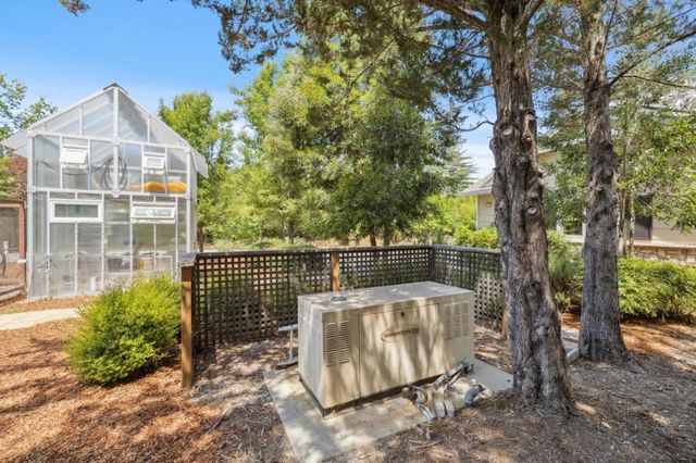 23583 Summit Road, Los Gatos, CA 95033