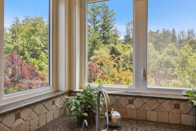 23583 Summit Road, Los Gatos, CA 95033