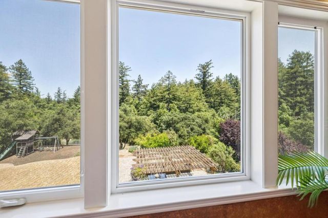 23583 Summit Road, Los Gatos, CA 95033