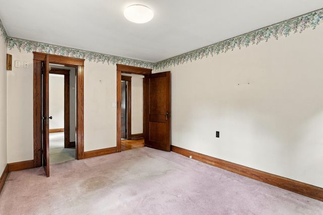 416 Rochdale St, Auburn, MA 01501