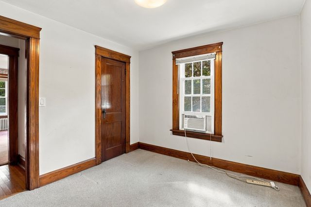 416 Rochdale St, Auburn, MA 01501