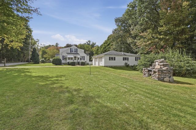 416 Rochdale St, Auburn, MA 01501
