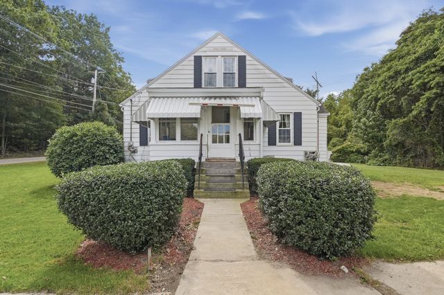 416 Rochdale St, Auburn, MA 01501