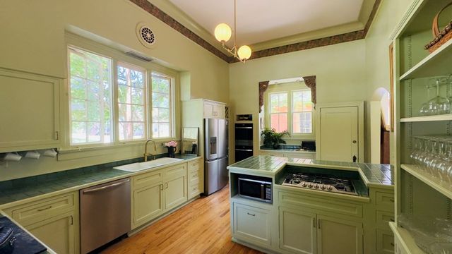 201 7th Street, Columbus, GA 31901