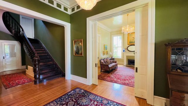 201 7th Street, Columbus, GA 31901