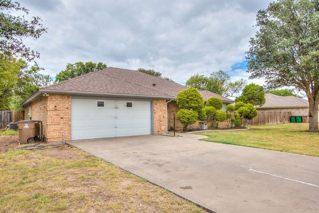 Image 26 of property listing at 6317 Ranch Lane, San Angelo, TX 76904