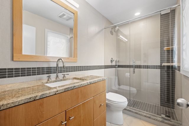 3631 Indian Wells Lane, Northbrook, IL 60062