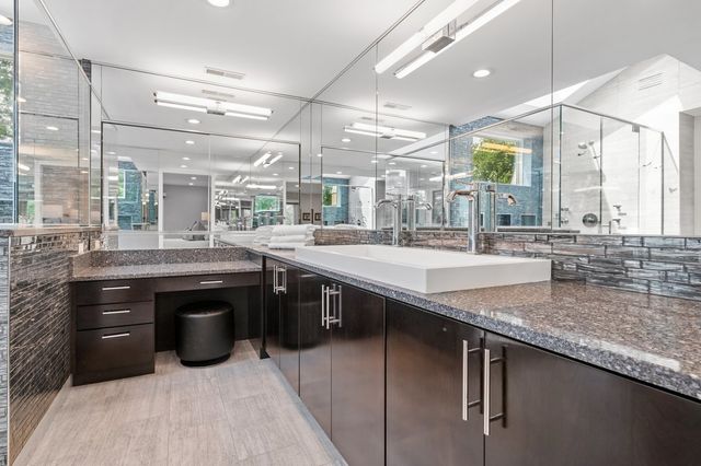 3631 Indian Wells Lane, Northbrook, IL 60062