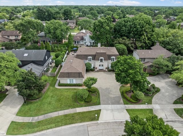 3631 Indian Wells Lane, Northbrook, IL 60062