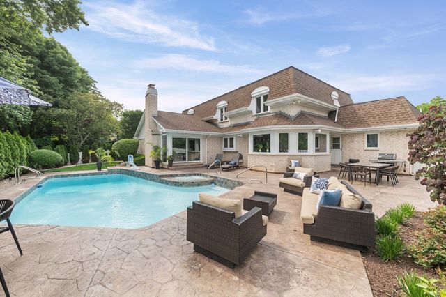 3631 Indian Wells Lane, Northbrook, IL 60062