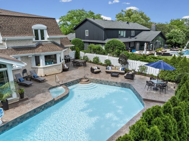 3631 Indian Wells Lane, Northbrook, IL 60062