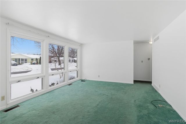 66 Evergreen Drive, Tonawanda, NY 14150