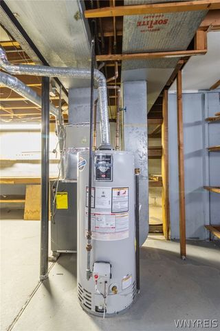 66 Evergreen Drive, Tonawanda, NY 14150