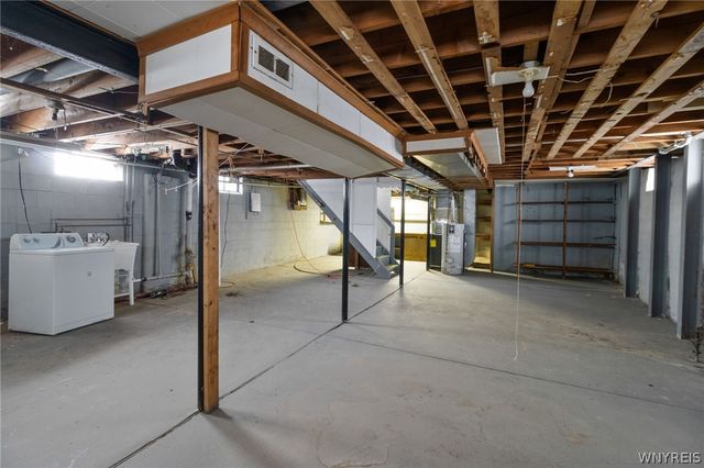 66 Evergreen Drive, Tonawanda, NY 14150