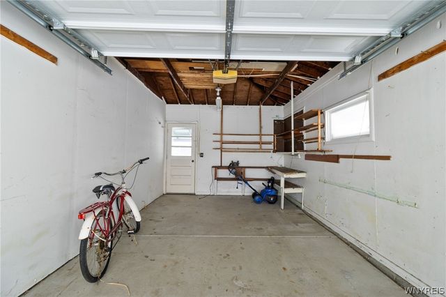 66 Evergreen Drive, Tonawanda, NY 14150