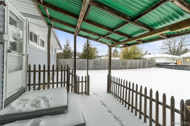 66 Evergreen Drive, Tonawanda, NY 14150