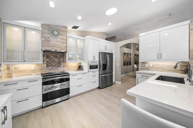 7262 Modena Drive, Boynton Beach, FL 33437