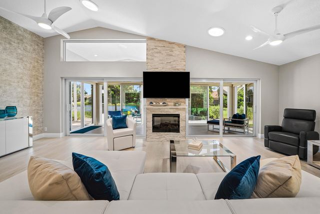 7262 Modena Drive, Boynton Beach, FL 33437