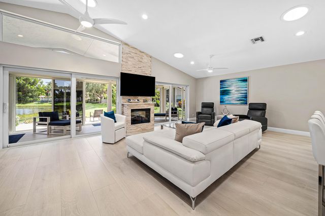 7262 Modena Drive, Boynton Beach, FL 33437