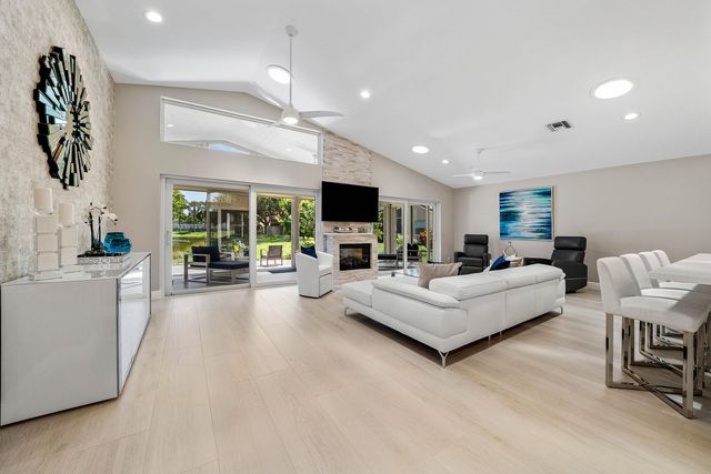7262 Modena Drive, Boynton Beach, FL 33437
