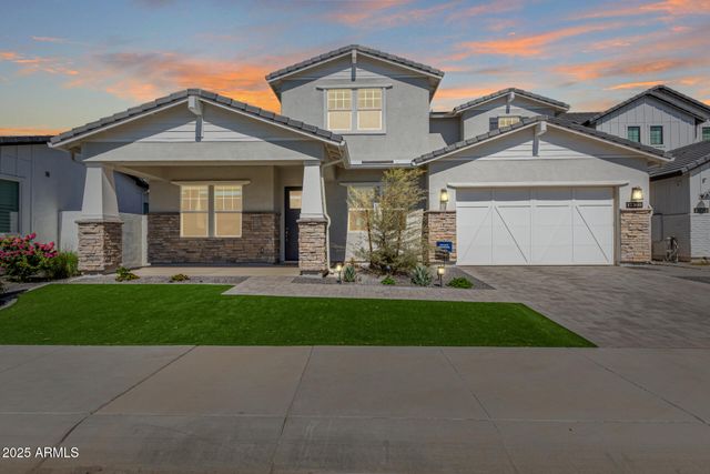 17360 W CRAWFORDSVILLE Drive, Surprise, AZ 85388