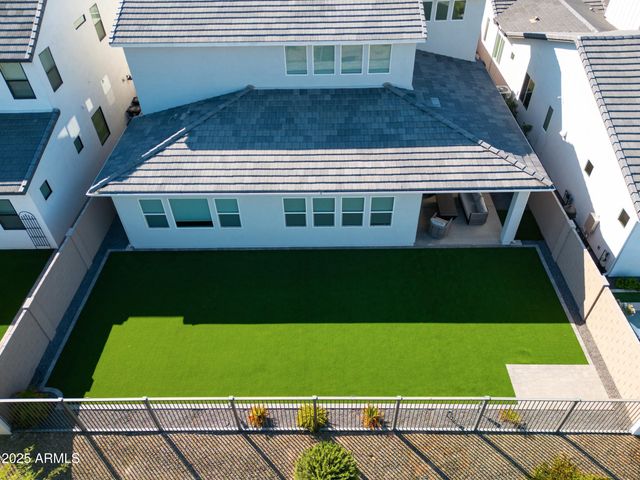 17360 W CRAWFORDSVILLE Drive, Surprise, AZ 85388