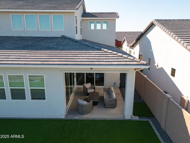 17360 W CRAWFORDSVILLE Drive, Surprise, AZ 85388