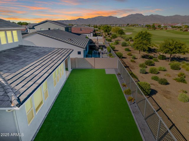 17360 W CRAWFORDSVILLE Drive, Surprise, AZ 85388