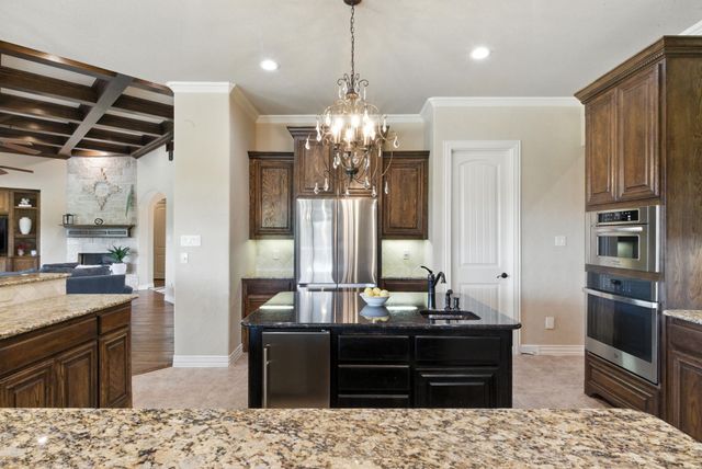141 Pinnacle Peak Lane, Weatherford, TX 76087