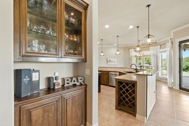 141 Pinnacle Peak Lane, Weatherford, TX 76087